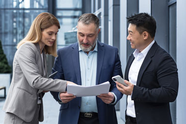 Governance_1x_384x256px