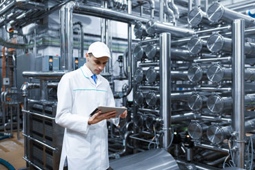 Manufacturing-and-Industrial_370x247_1x