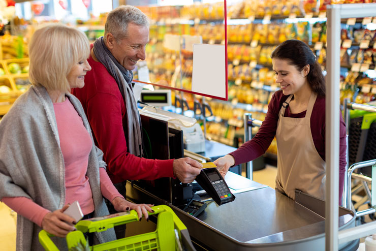 Retail-and-Consumer-Goods_370x247_1x