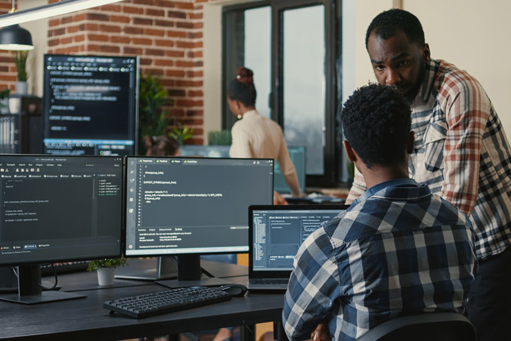 Technology-and-SaaS_370x247_2x